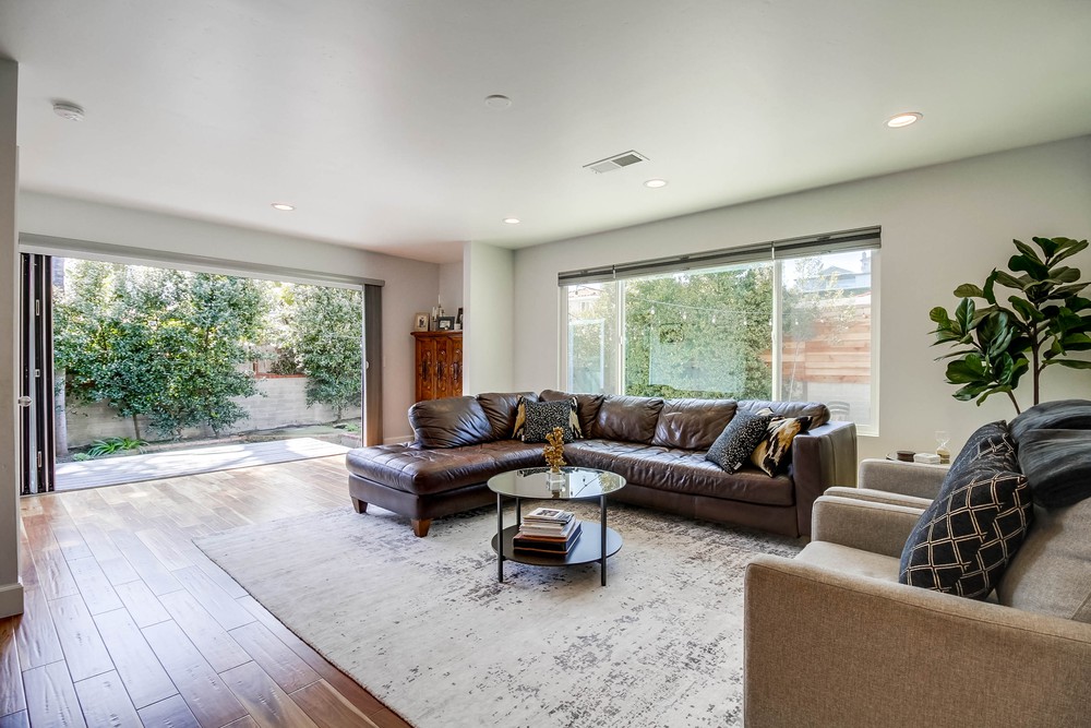 Virtual tour photo 17 of 87 for 3215 Ingelow St