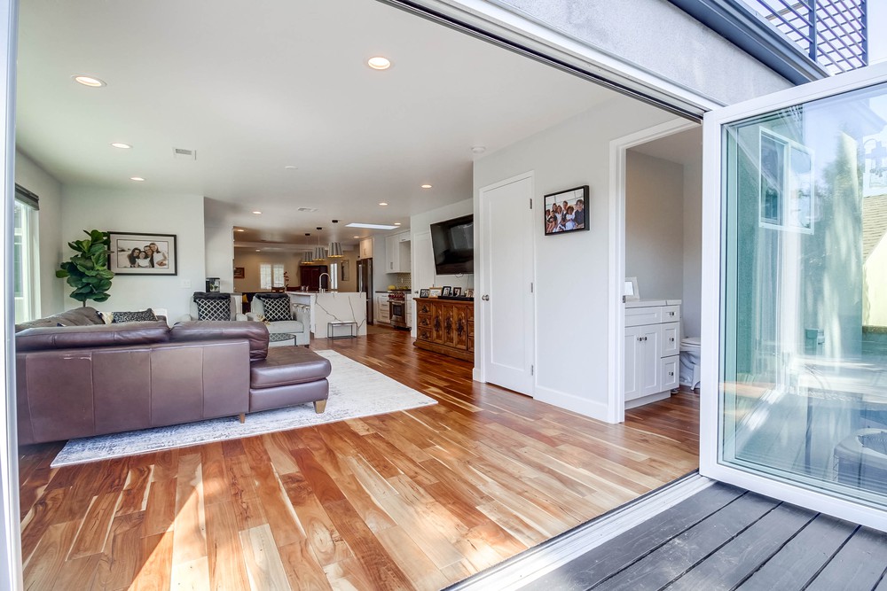 Virtual tour photo 21 of 87 for 3215 Ingelow St
