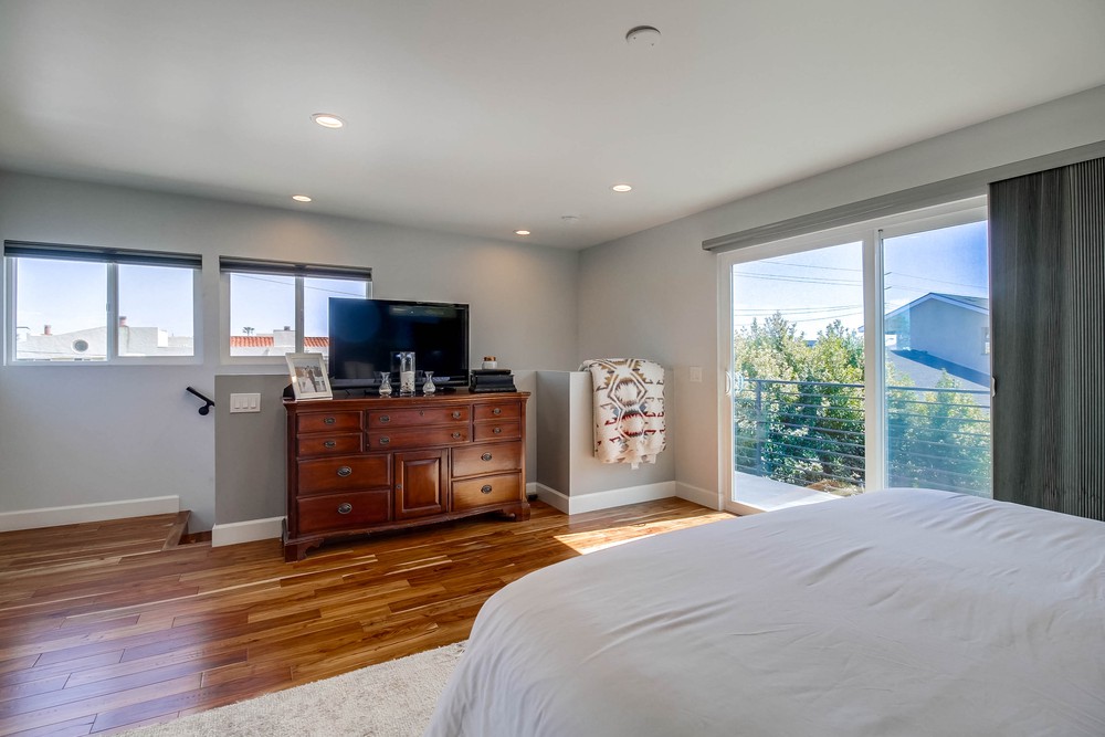 Virtual tour photo 37 of 87 for 3215 Ingelow St