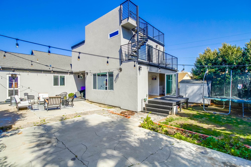 Virtual tour photo 87 of 87 for 3215 Ingelow St
