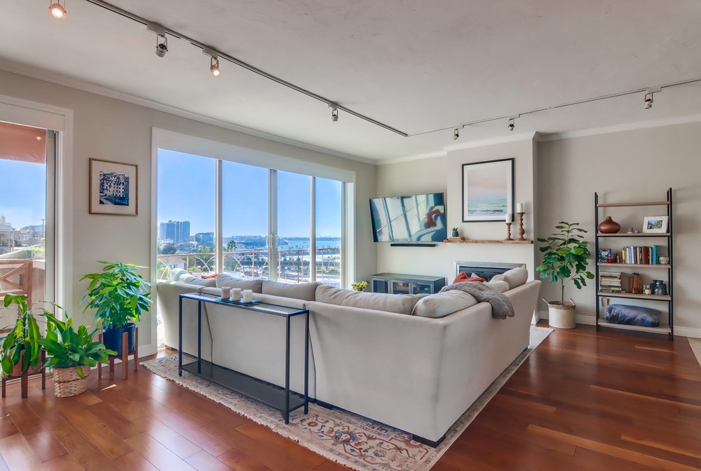Virtual tour photo 7 of 48 for 3217 Columbia St