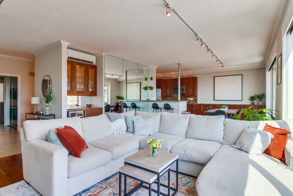 Virtual tour photo 12 of 48 for 3217 Columbia St