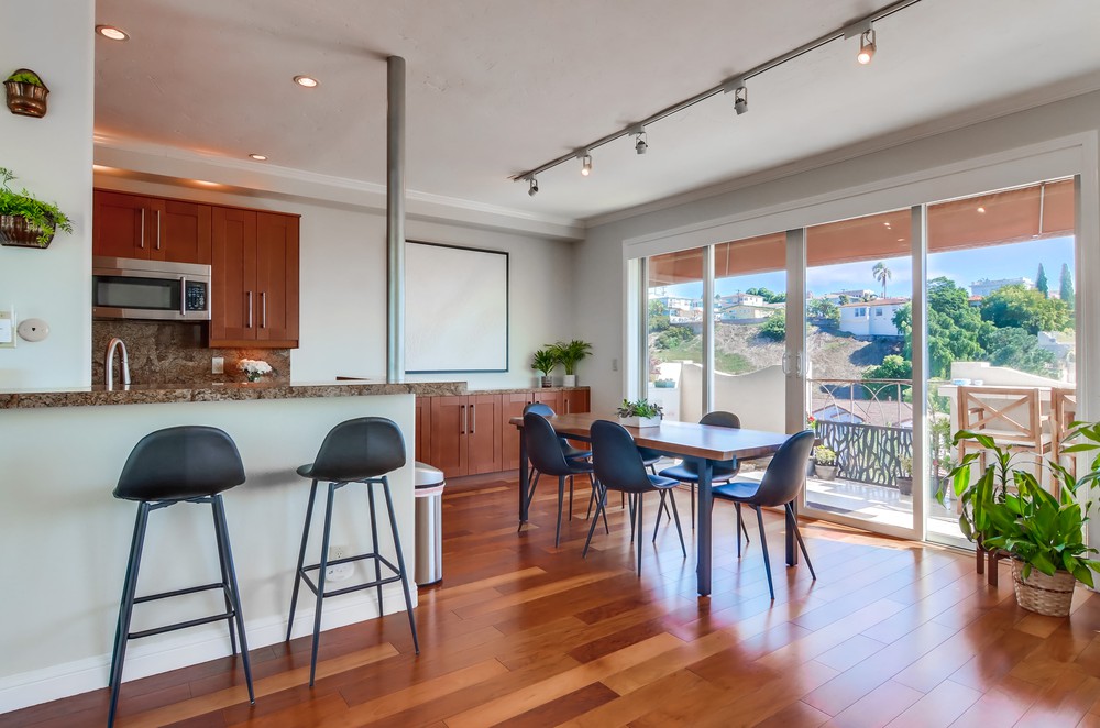 Virtual tour photo 15 of 48 for 3217 Columbia St