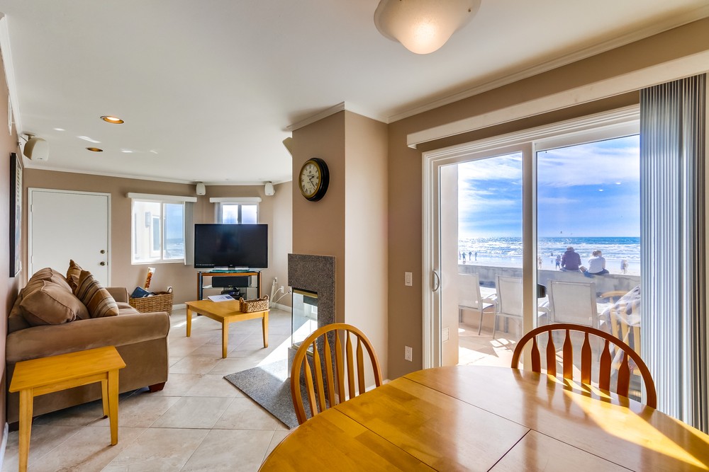 Virtual tour photo 8 of 53 for 3217 Ocean Front Walk