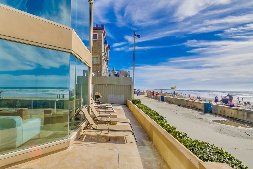 Virtual tour photo 41 of 53 for 3217 Ocean Front Walk