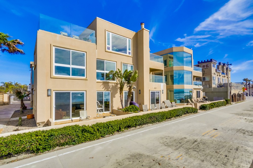 Virtual tour photo 45 of 53 for 3217 Ocean Front Walk