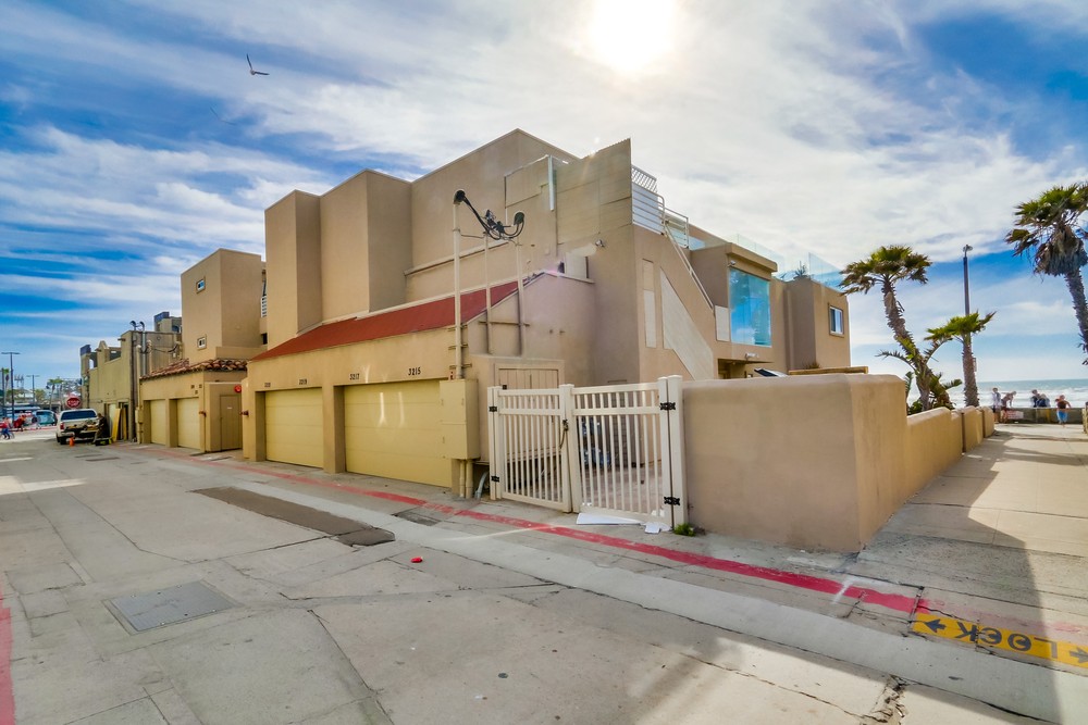 Virtual tour photo 54 of 53 for 3217 Ocean Front Walk