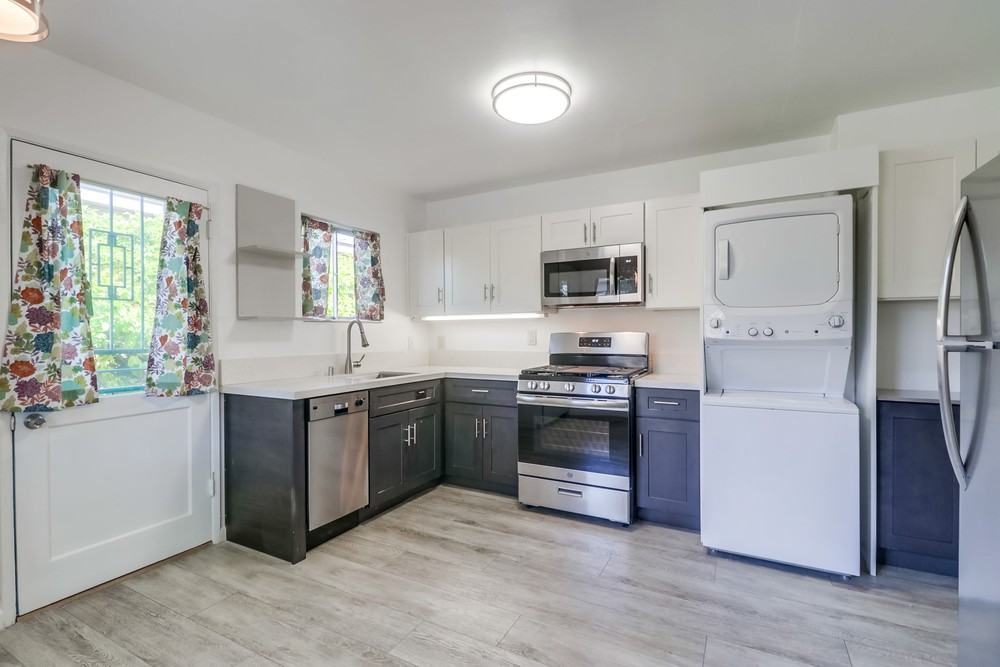 Virtual tour photo 17 of 26 for 3217 Vancouver Ave