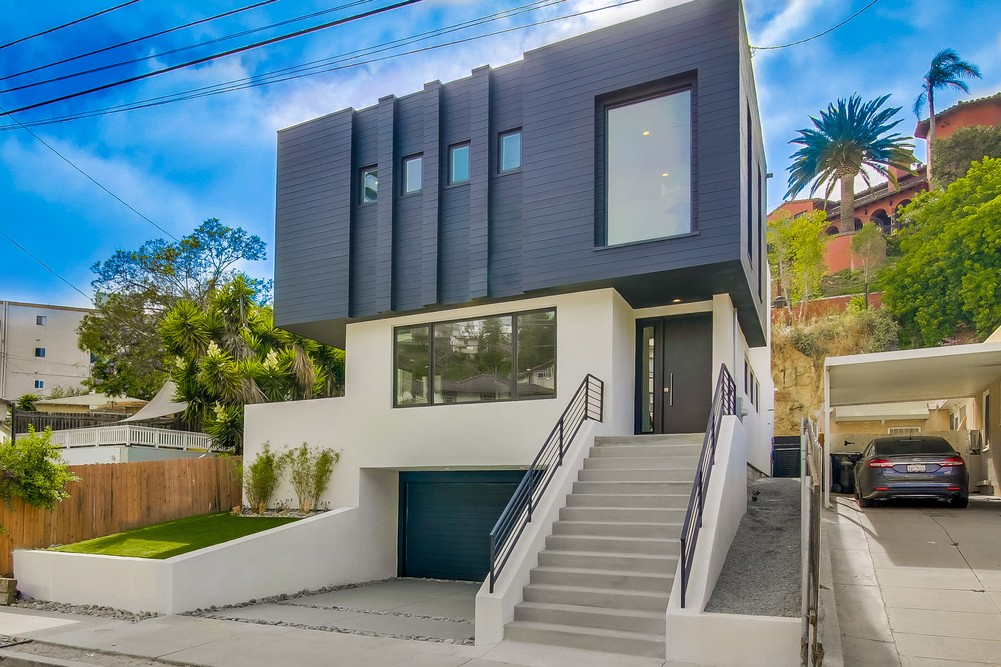 Virtual tour photo 3 of 66 for 3218 Ibis St