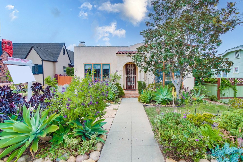 Virtual tour photo 1 of 46 for 3220 Bancroft St