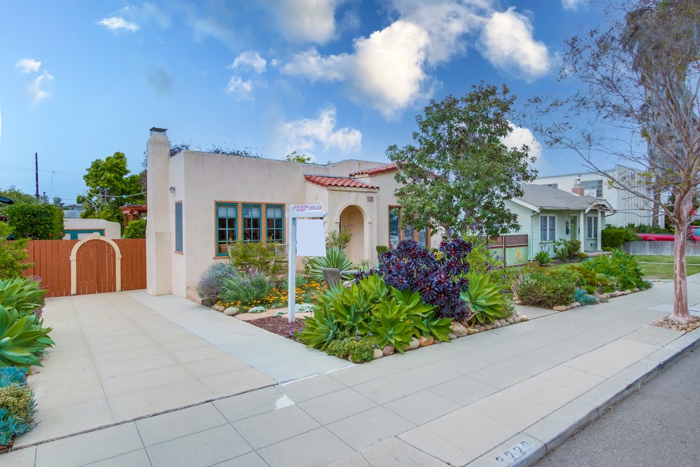 Virtual tour photo 3 of 46 for 3220 Bancroft St