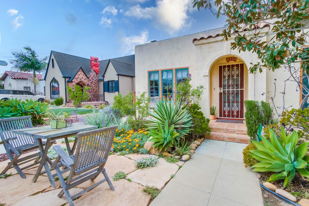 Virtual tour photo 6 of 46 for 3220 Bancroft St