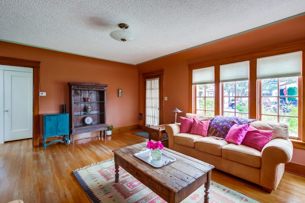 Virtual tour photo 11 of 46 for 3220 Bancroft St