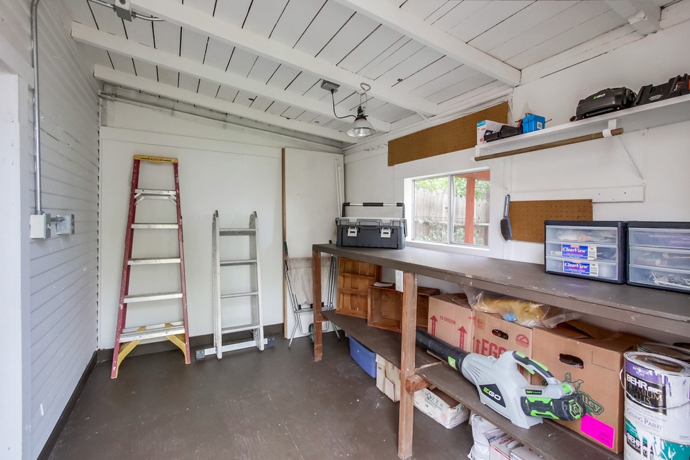 Virtual tour photo 28 of 46 for 3220 Bancroft St