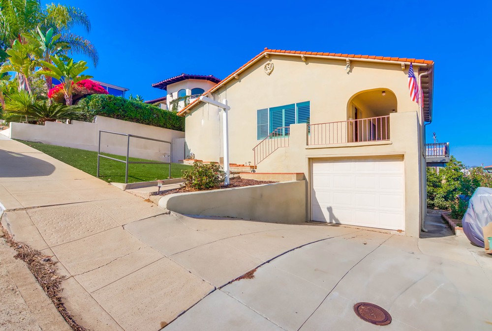 Virtual tour photo 1 of 58 for 3220 Byron St