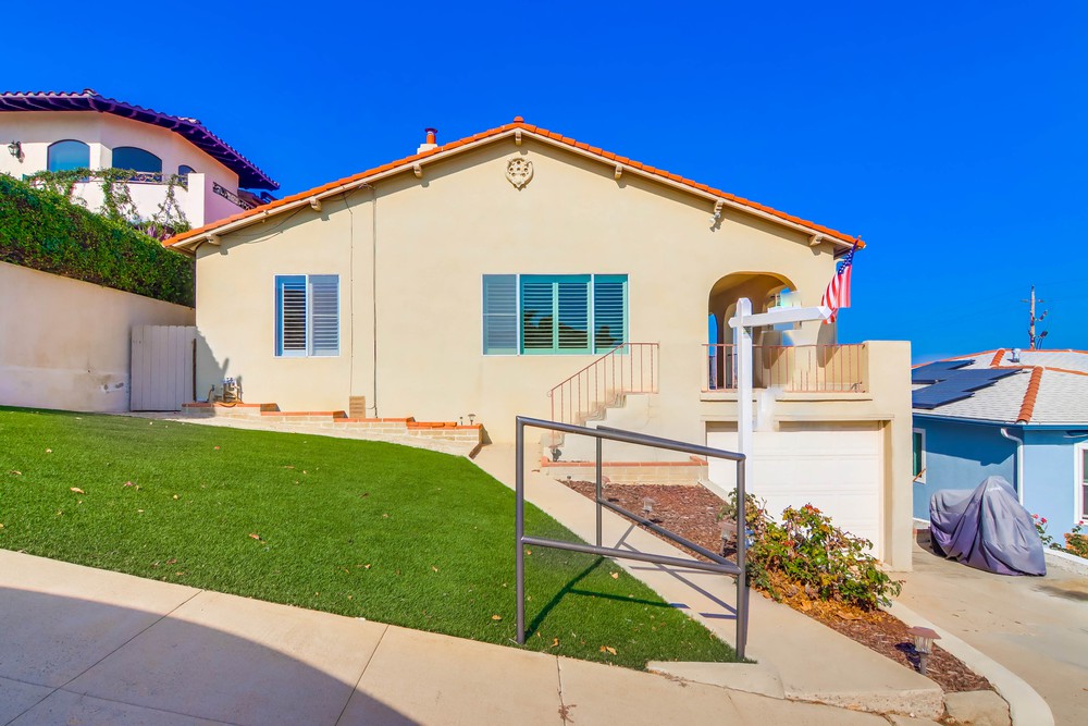 Virtual tour photo 3 of 58 for 3220 Byron St