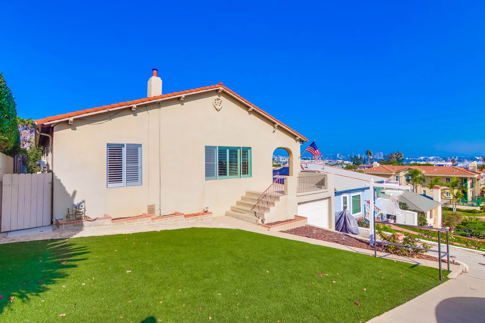Virtual tour photo 4 of 58 for 3220 Byron St