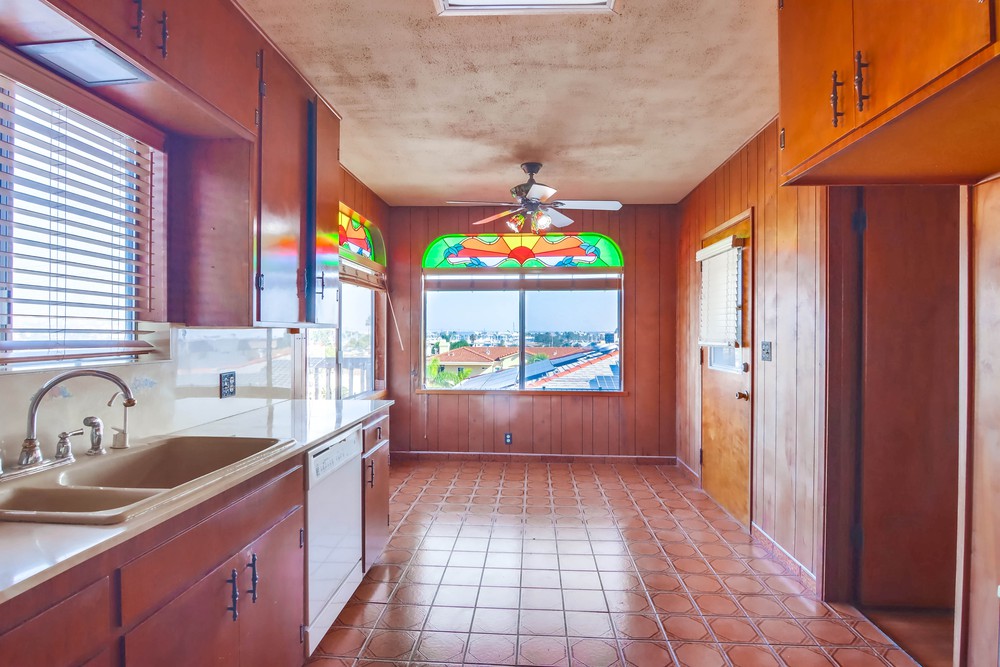Virtual tour photo 20 of 58 for 3220 Byron St