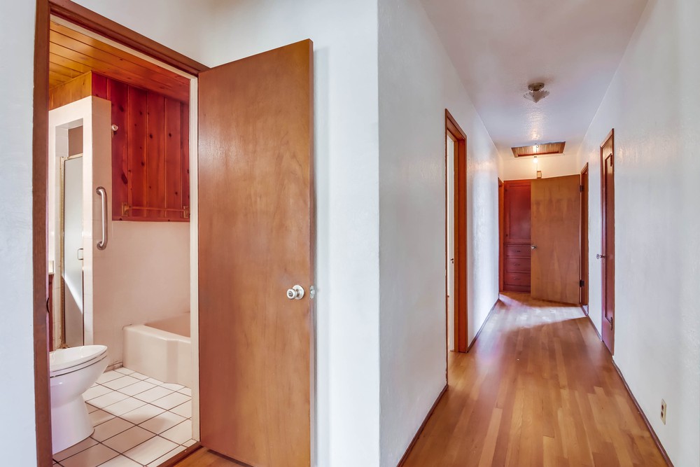 Virtual tour photo 30 of 58 for 3220 Byron St