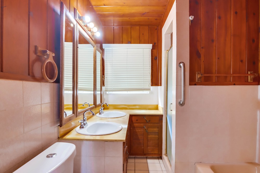 Virtual tour photo 31 of 58 for 3220 Byron St