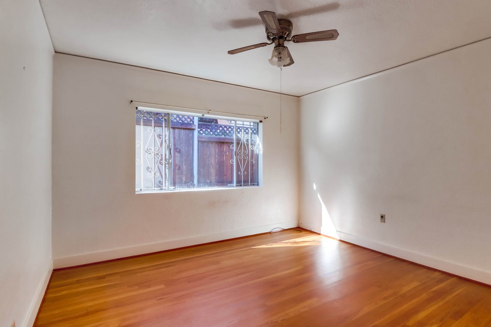 Virtual tour photo 36 of 58 for 3220 Byron St