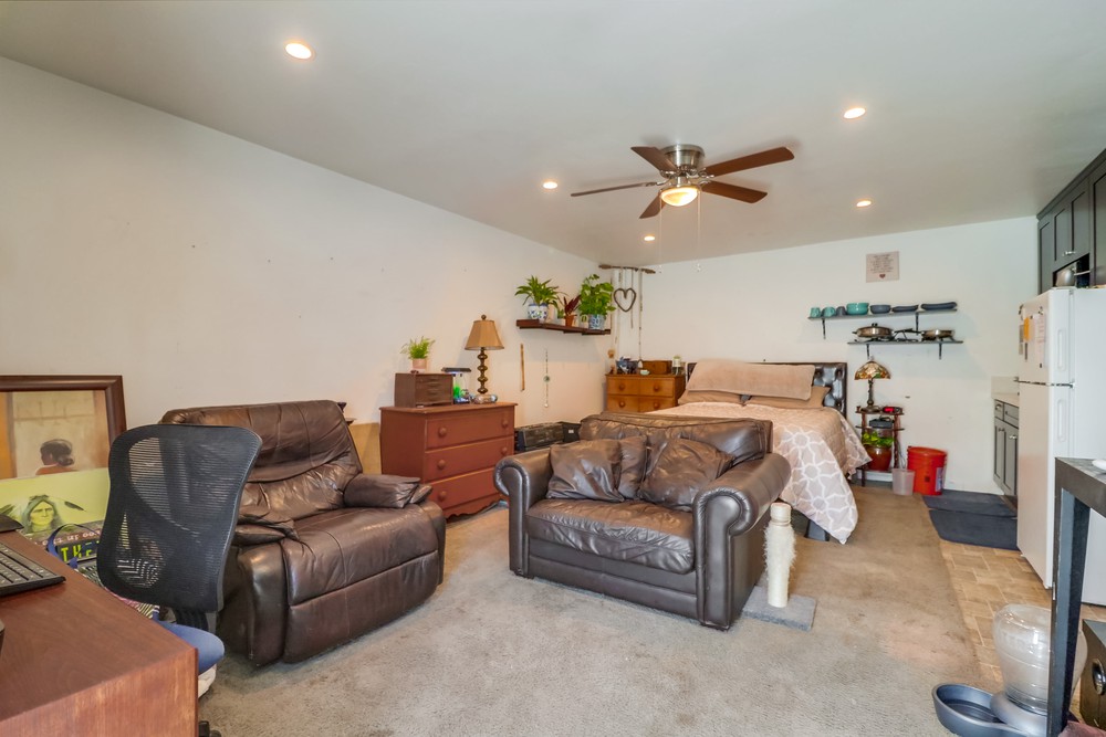 Virtual tour photo 42 of 63 for 3220 Pasternack Pl