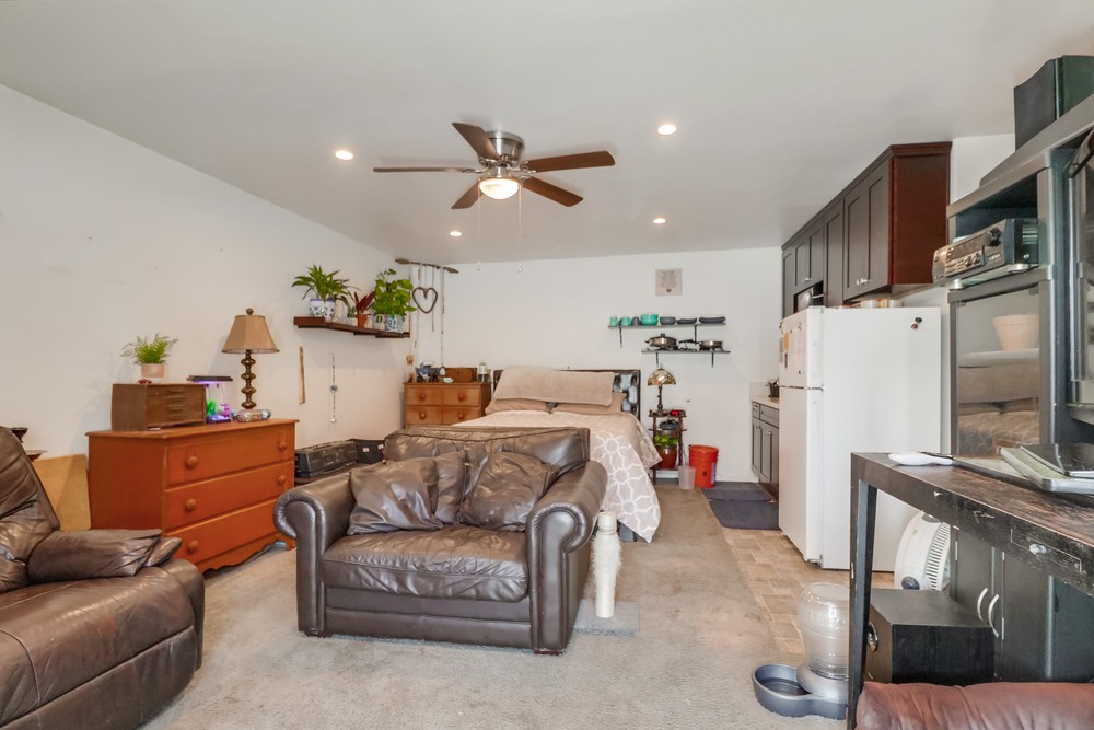 Virtual tour photo 43 of 63 for 3220 Pasternack Pl