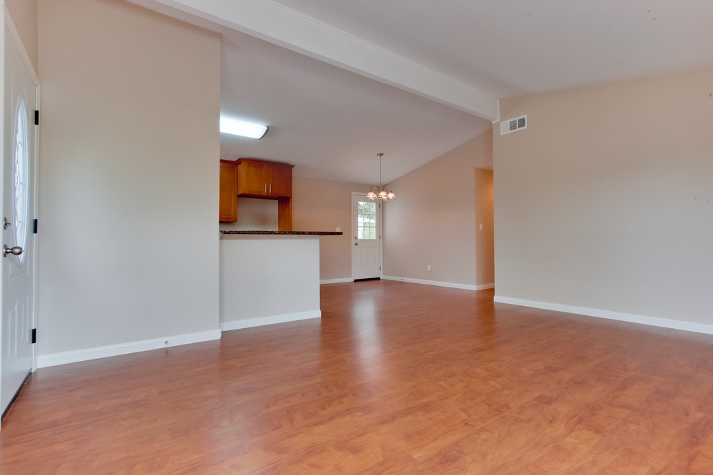 Virtual tour photo 8 of 57 for 3221 Pasternack Pl