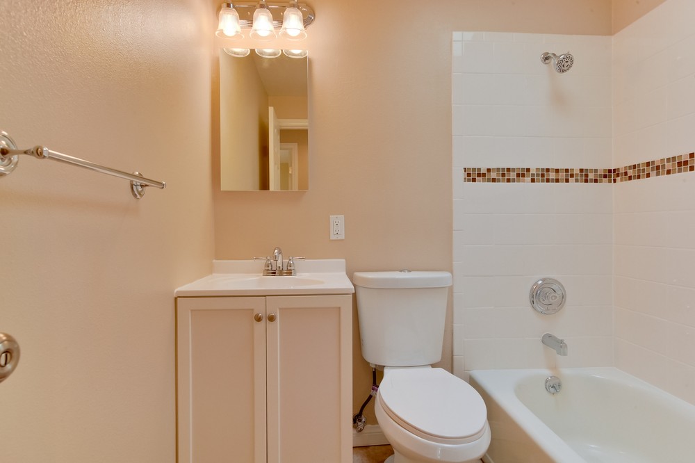 Virtual tour photo 27 of 57 for 3221 Pasternack Pl