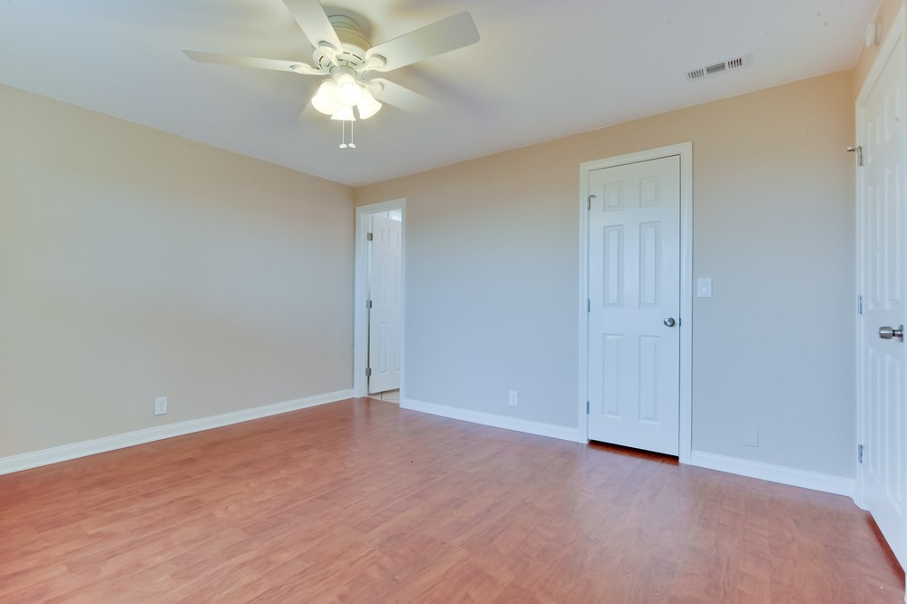 Virtual tour photo 39 of 57 for 3221 Pasternack Pl