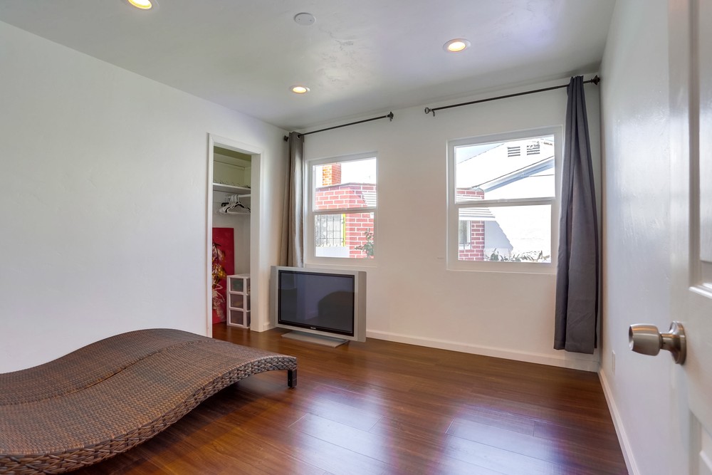 Virtual tour photo 25 of 36 for 3222 Winlow St