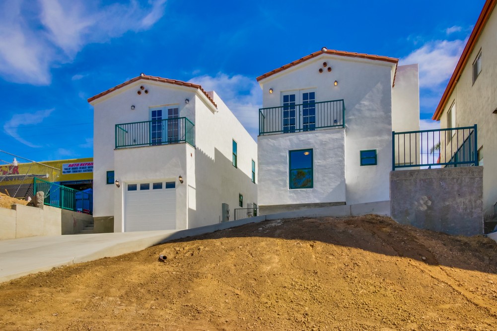 Virtual tour photo 3 of 46 for 3223 Euclid Ave