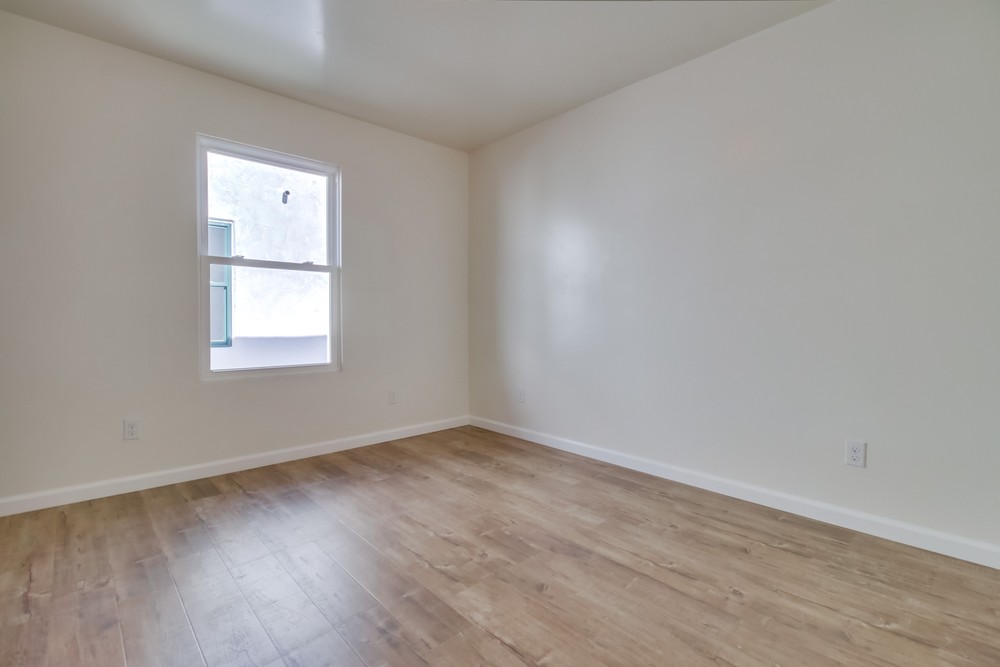 Virtual tour photo 24 of 46 for 3223 Euclid Ave