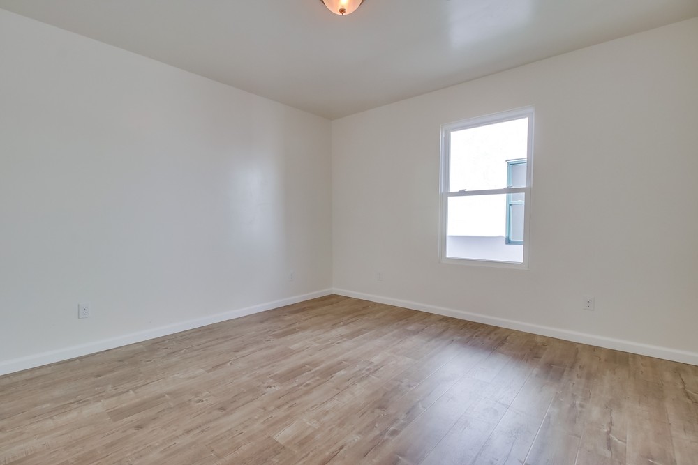 Virtual tour photo 26 of 46 for 3223 Euclid Ave