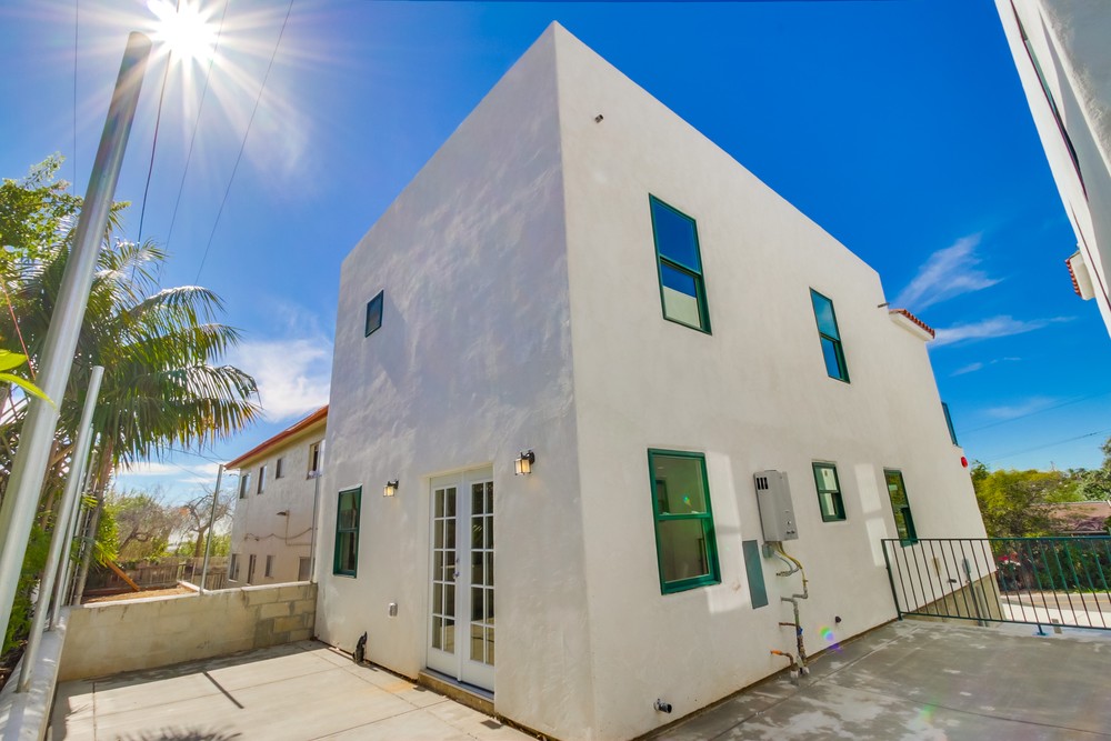 Virtual tour photo 36 of 46 for 3223 Euclid Ave