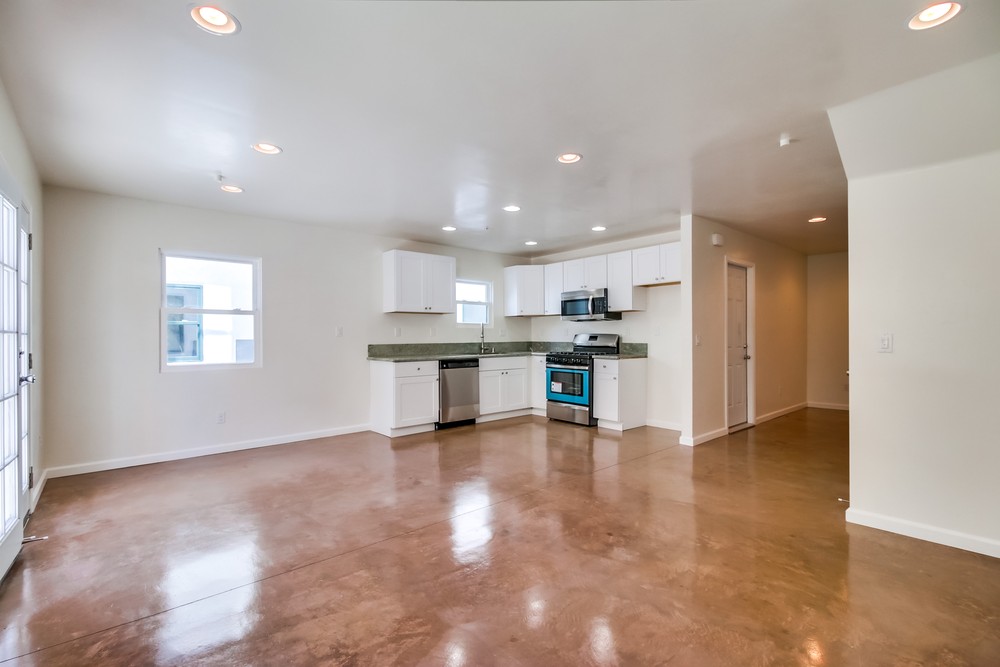 Virtual tour photo 43 of 46 for 3223 Euclid Ave