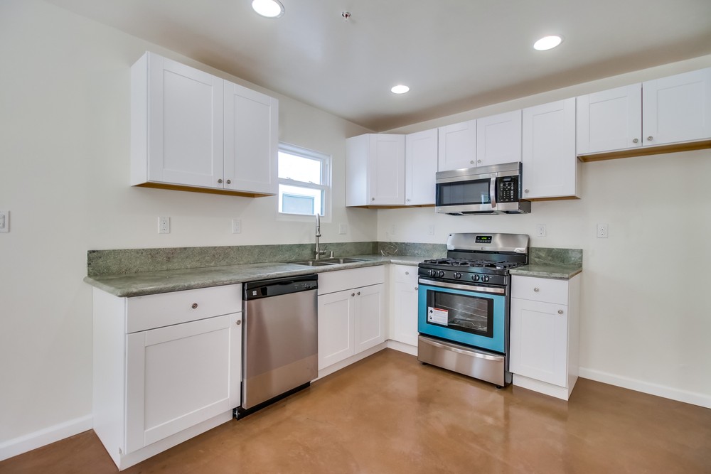 Virtual tour photo 45 of 46 for 3223 Euclid Ave