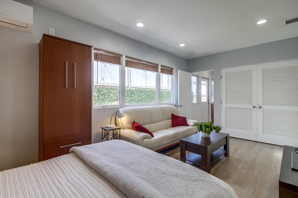 Virtual tour photo 23 of 57 for 3223 Zola St