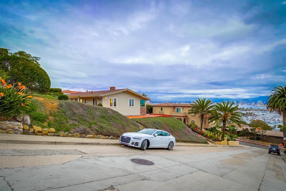 Virtual tour photo 1 of 88 for 3226 Lucinda St