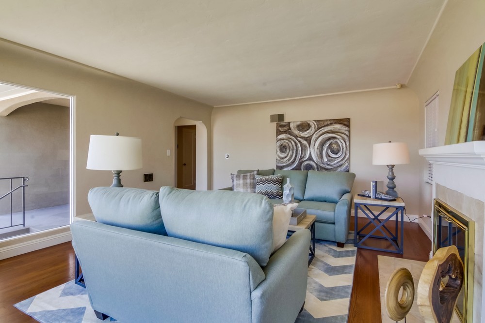 Virtual tour photo 10 of 56 for 3227 Byron St