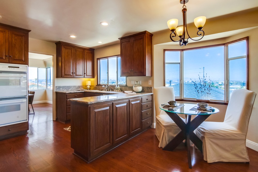 Virtual tour photo 17 of 56 for 3227 Byron St