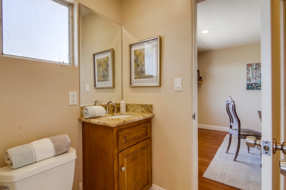 Virtual tour photo 28 of 56 for 3227 Byron St