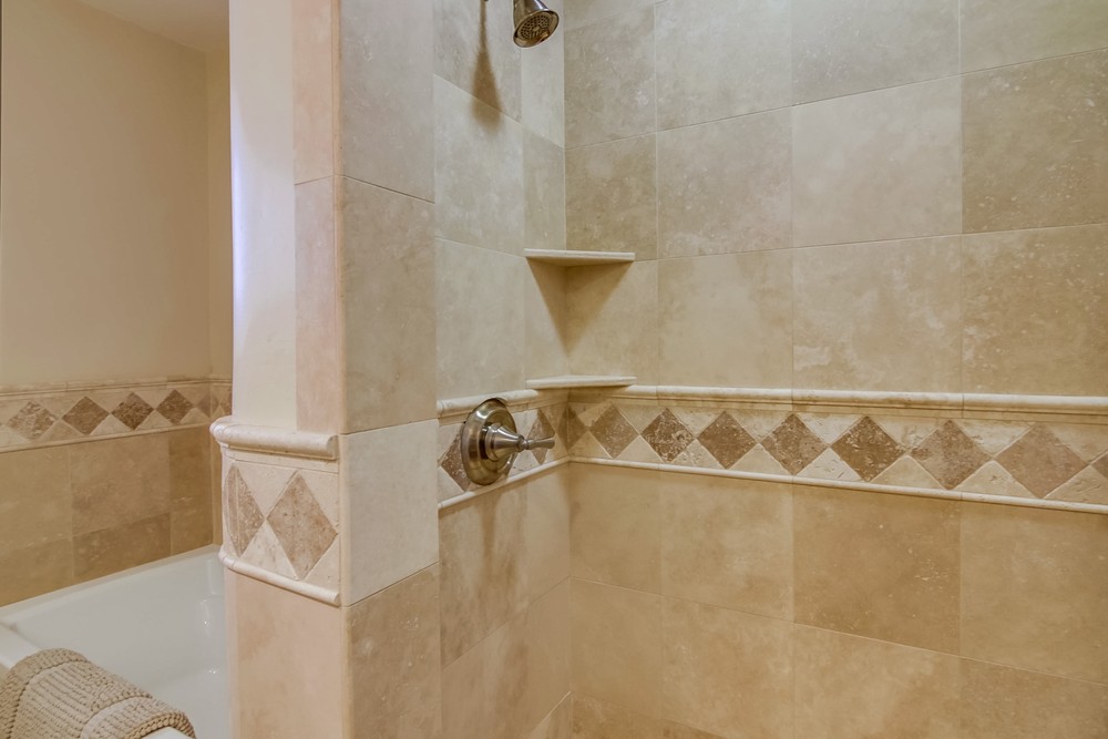 Virtual tour photo 37 of 56 for 3227 Byron St