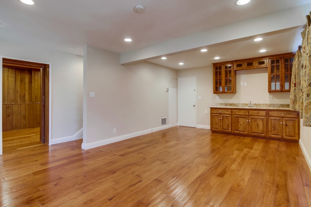 Virtual tour photo 42 of 56 for 3227 Byron St