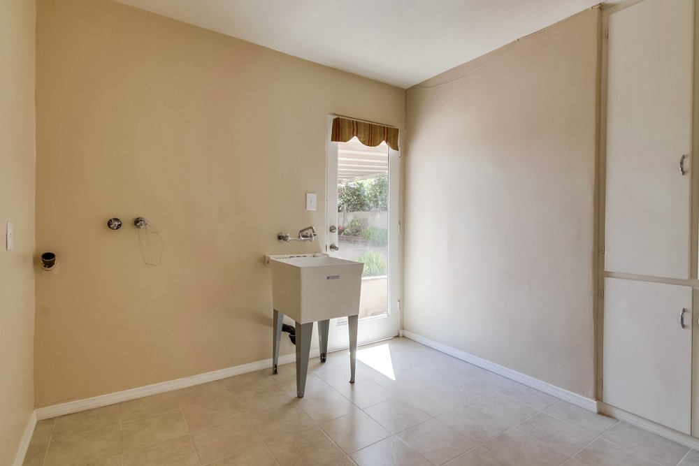 Virtual tour photo 46 of 56 for 3227 Byron St