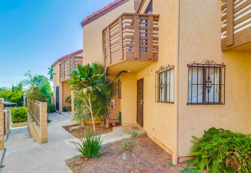 Virtual tour photo 10 of 34 for 3228 44th St