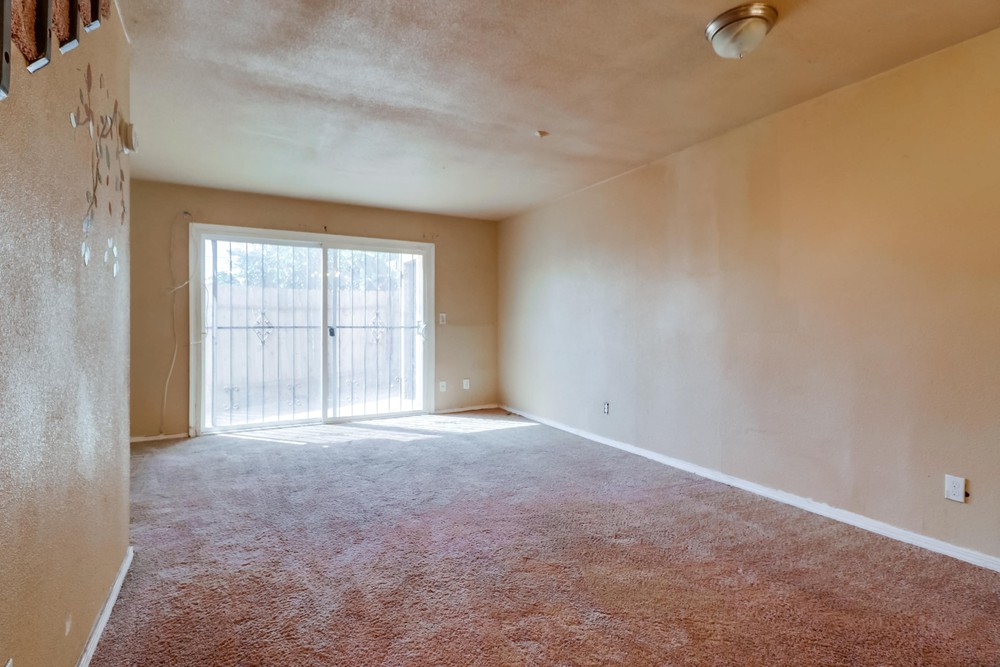 Virtual tour photo 12 of 34 for 3228 44th St