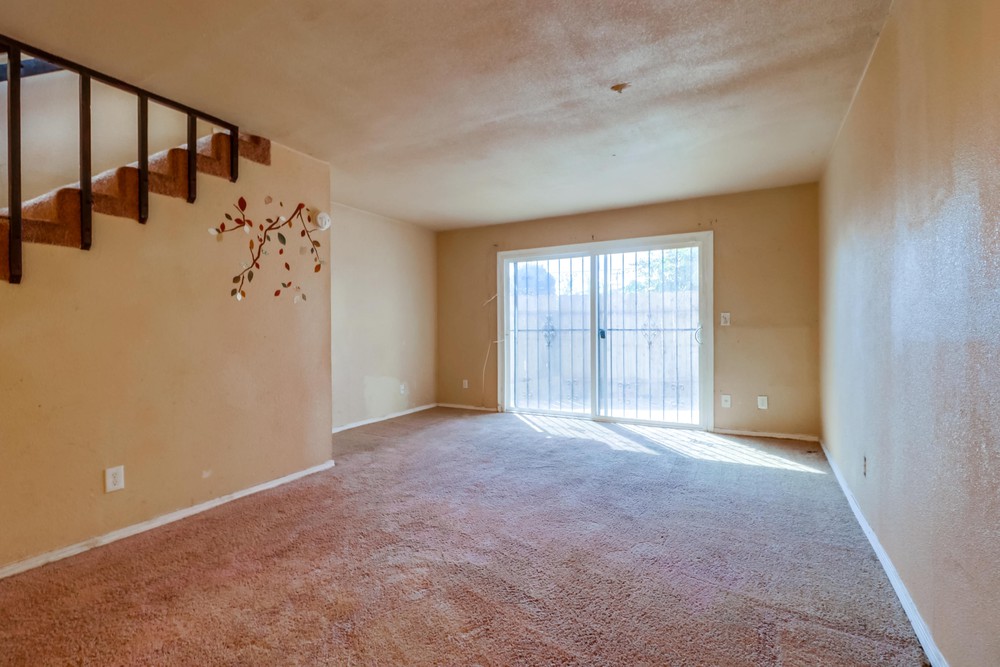 Virtual tour photo 13 of 34 for 3228 44th St