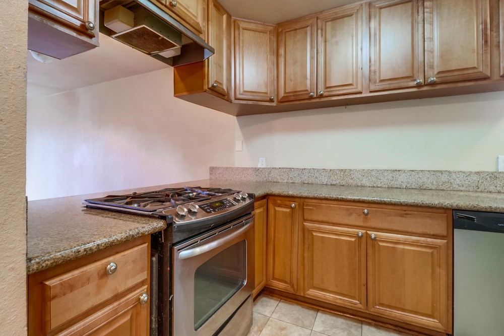 Virtual tour photo 16 of 34 for 3228 44th St