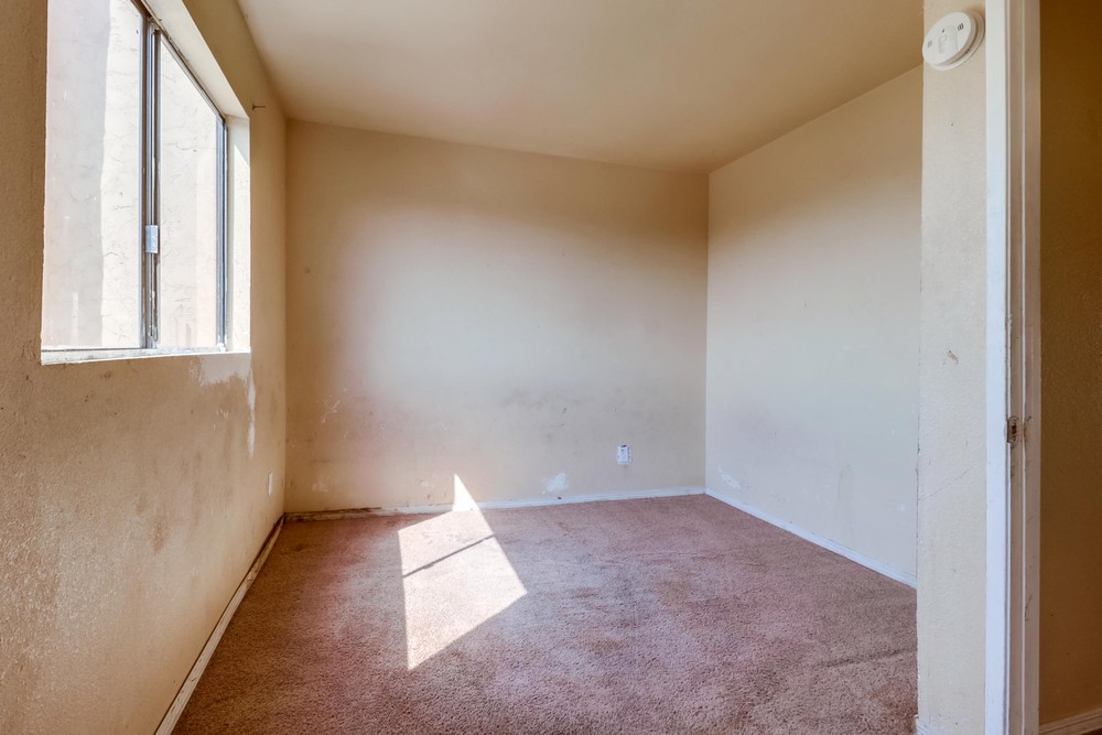 Virtual tour photo 30 of 34 for 3228 44th St